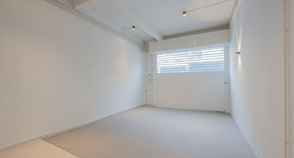 Reihenhaus zur Miete und zum Kauf mit 3 Zimmer in Bang Kho Laem, Bangkok