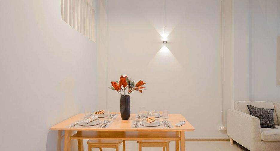 Reihenhaus zur Miete und zum Kauf mit 3 Zimmer in Bang Kho Laem, Bangkok
