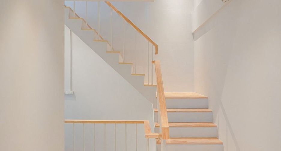 Reihenhaus zur Miete und zum Kauf mit 3 Zimmer in Bang Kho Laem, Bangkok