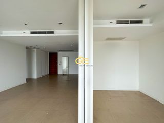 For sale 2 bedrooms condo in Sathon, Bangkok