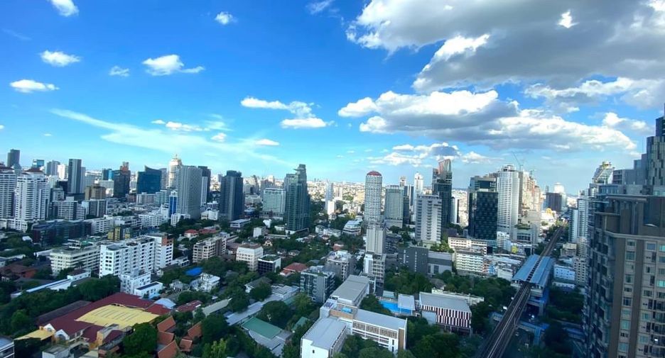 For rent and for sale 2 bedrooms condo in Khlong Toei, Bangkok