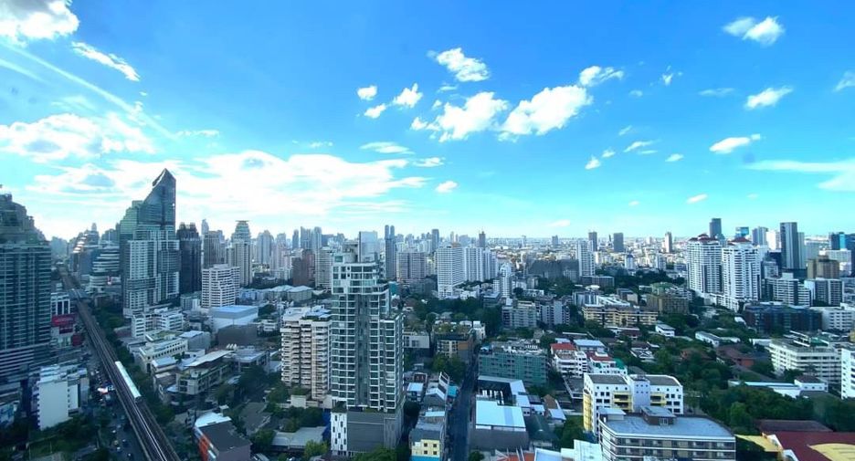 For rent and for sale 2 bedrooms condo in Khlong Toei, Bangkok