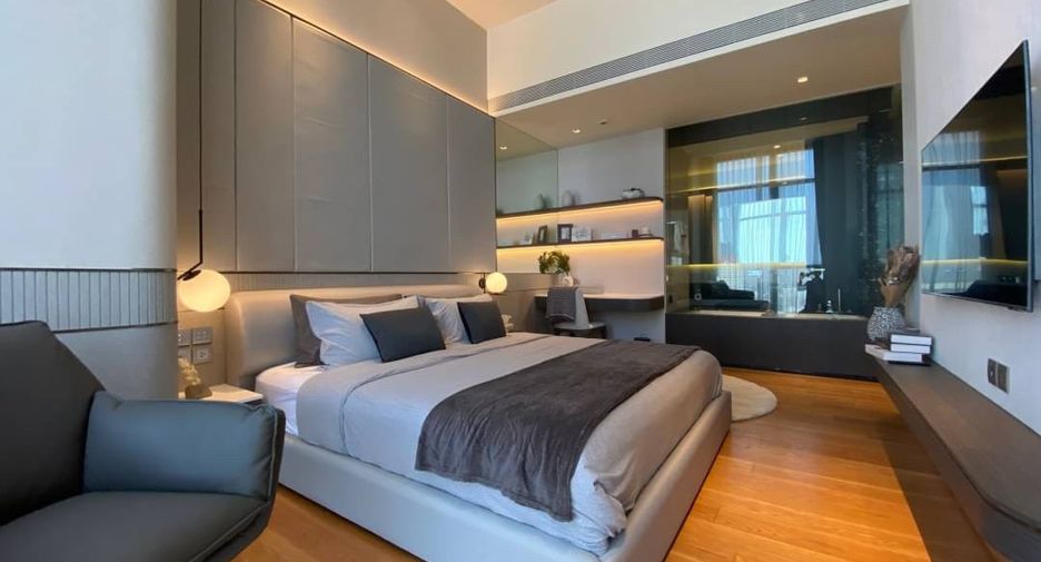 For rent and for sale 2 bedrooms condo in Khlong Toei, Bangkok