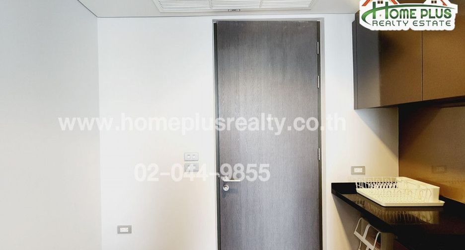 For sale 1 bed condo in Khlong Toei, Bangkok