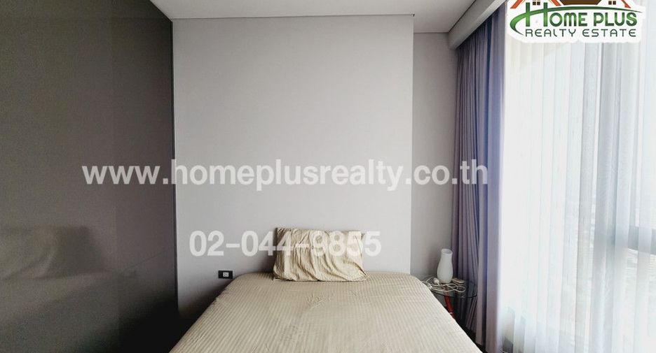 For sale 1 bed condo in Khlong Toei, Bangkok