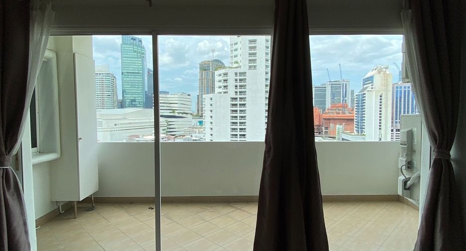 À vendre 2 chambres condo à Watthana, Bangkok
