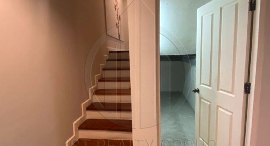 出租 3 卧室 独立屋 在 Khlong Toei, 曼谷