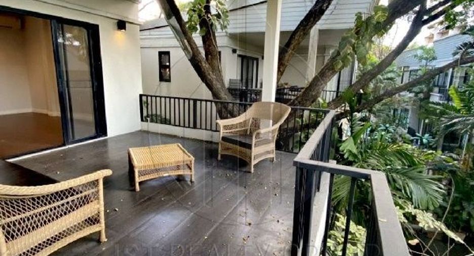 出租 3 卧室 独立屋 在 Khlong Toei, 曼谷