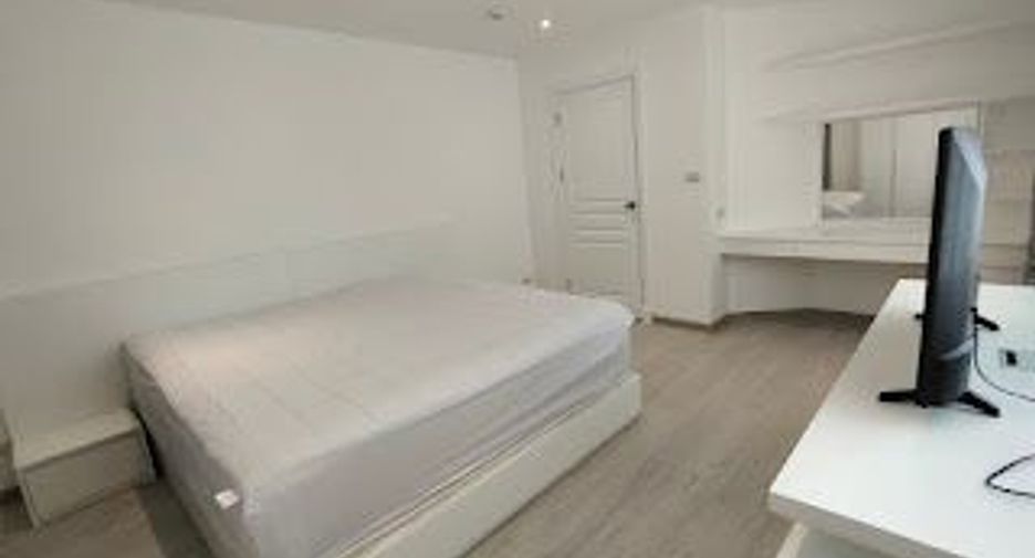 For rent and for sale 2 bedrooms condo in Bang Rak, Bangkok