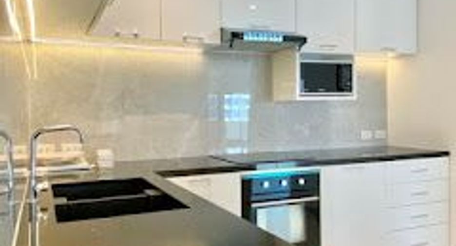 For rent and for sale 2 bedrooms condo in Bang Rak, Bangkok
