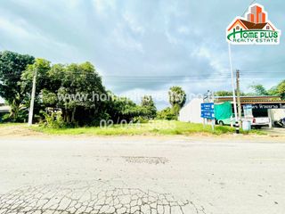 出售 土地 在 Thap Sakae, 班武里府