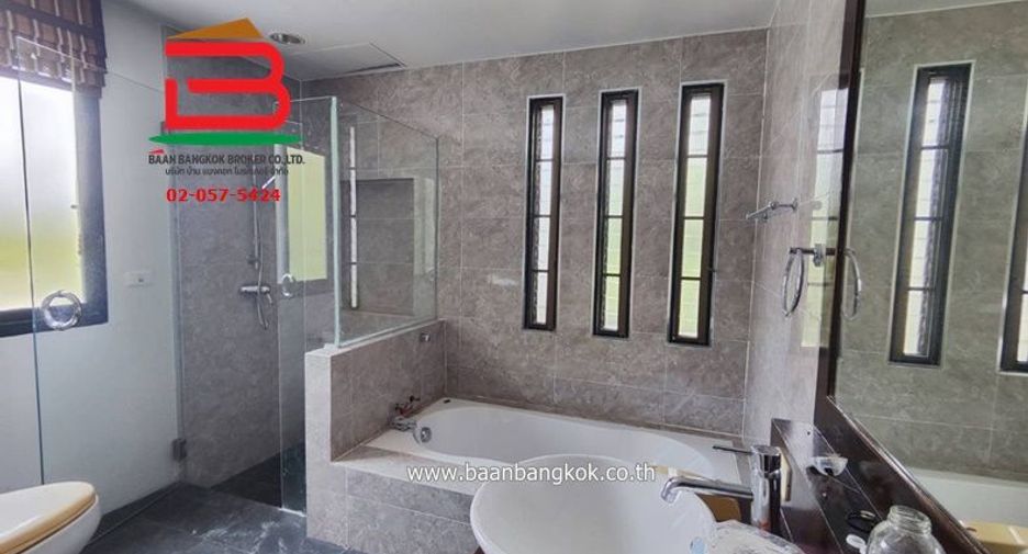 Haus zur Miete und zum Kauf mit 3 Zimmer in Bang Pakong, Chachoengsao