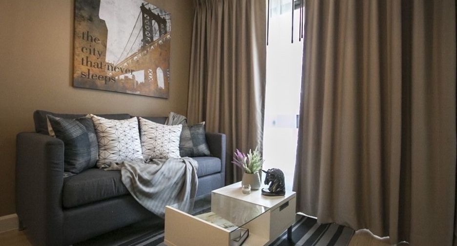 For sale 1 bed condo in Khlong Toei, Bangkok