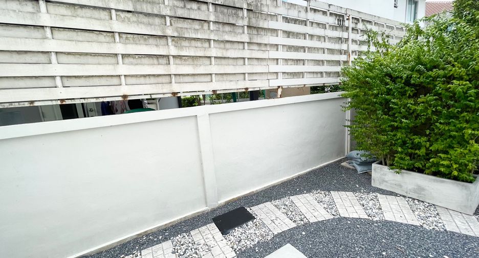À vendre 3 chambres maison à Bang Bua Thong, Nonthaburi