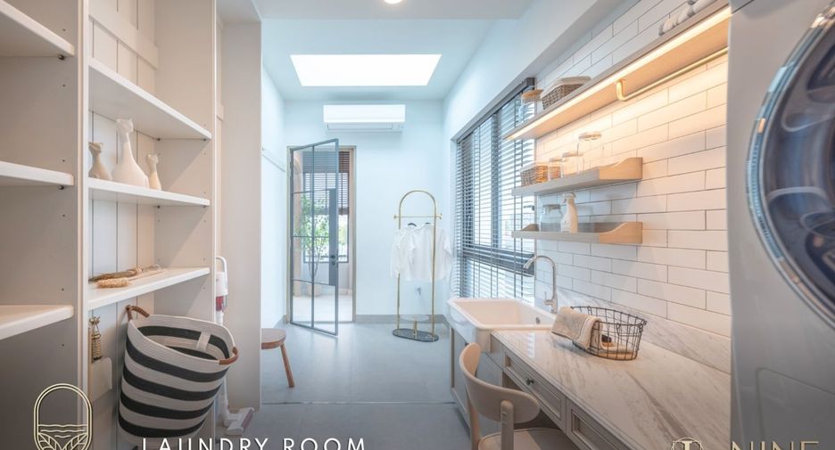 For sale 4 bedrooms house in Din Daeng, Bangkok