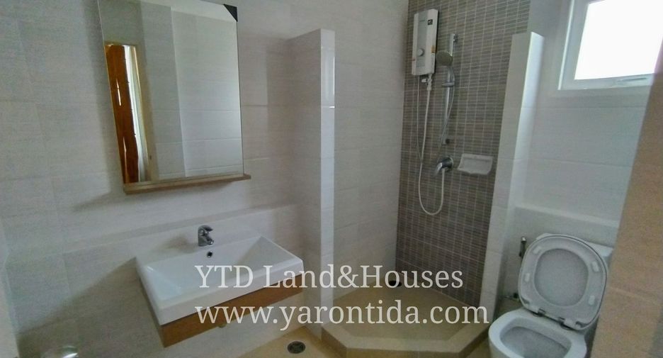 For rent 3 bedrooms house in Prawet, Bangkok