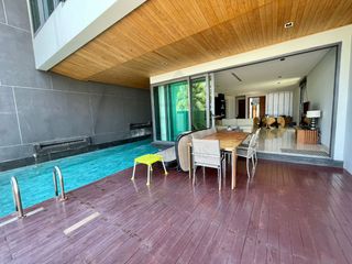 For rent and for sale 3 bedrooms villa in Mueang Phuket, Phuket