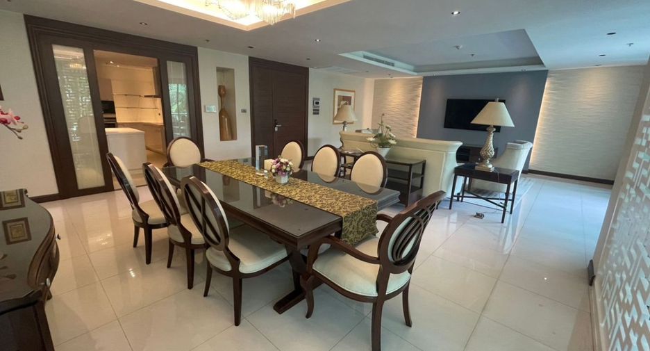 For sale 4 bedrooms condo in Khlong Toei, Bangkok