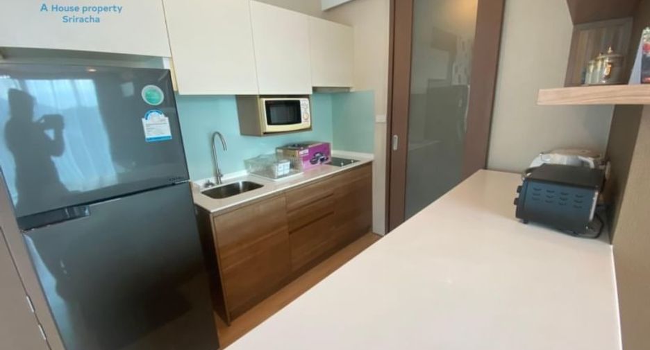 For sale 1 bed condo in Si Racha, Chonburi