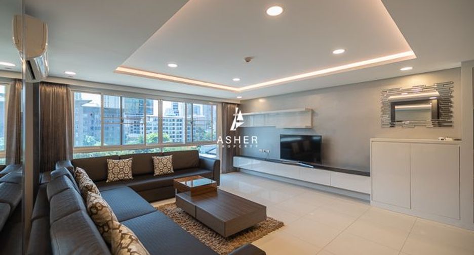 À louer 3 chambres condo à Khlong Toei, Bangkok