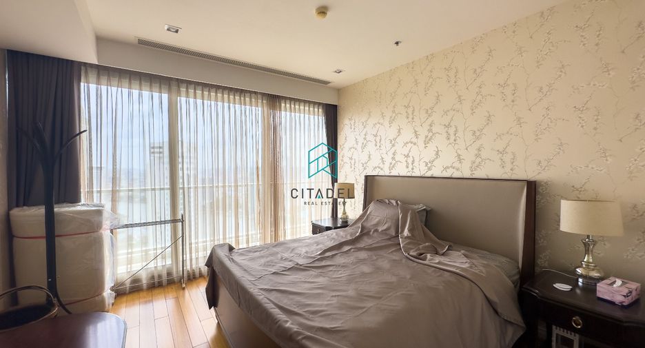 For rent and for sale 2 bedrooms condo in Sathon, Bangkok