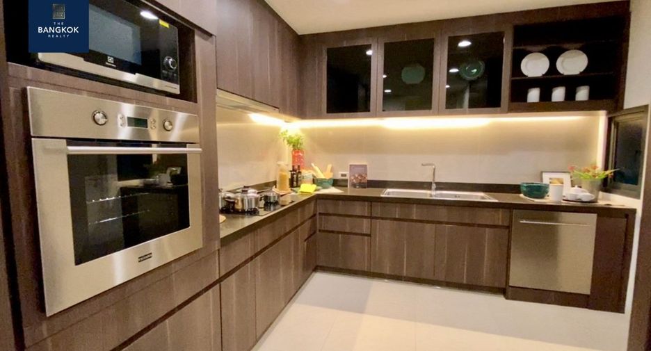 À vendre 3 chambres condo à Suan Luang, Bangkok