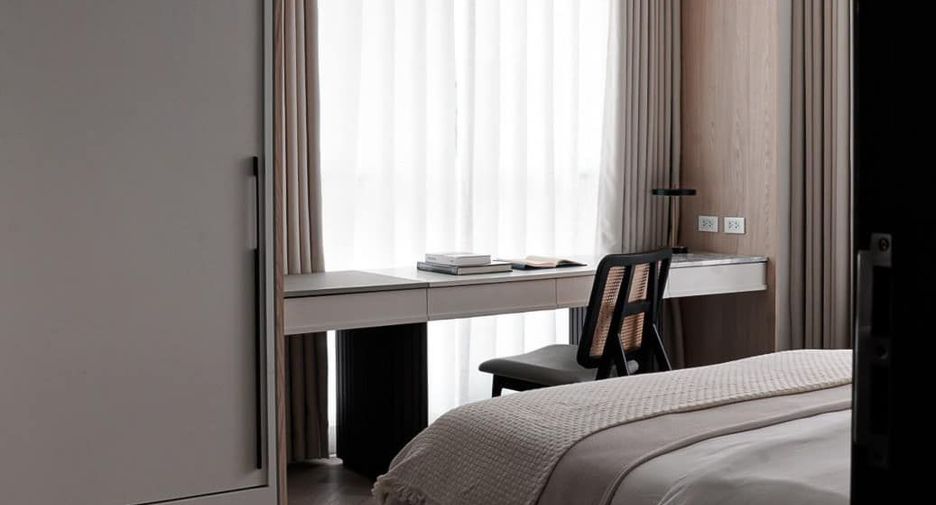 For sale 2 ベッドルーム condo in Pathum Wan, Bangkok