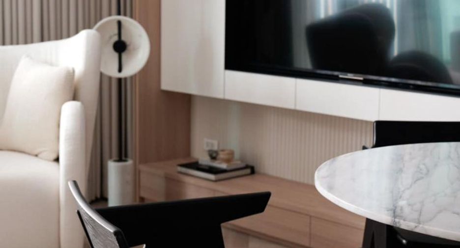 For sale 2 ベッドルーム condo in Pathum Wan, Bangkok