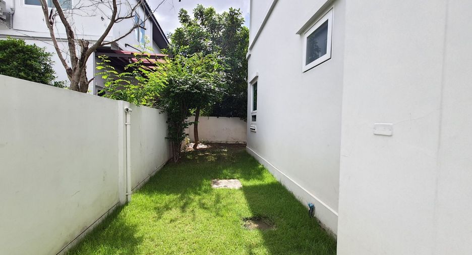 Casa en venta de 4 habitaciones en Bang Bua Thong, Nonthaburi