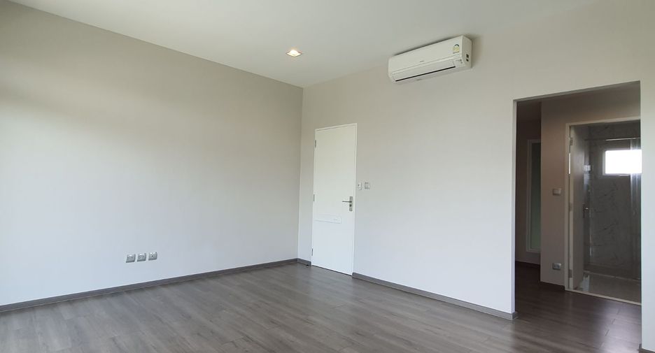 Casa en venta de 4 habitaciones en Bang Bua Thong, Nonthaburi