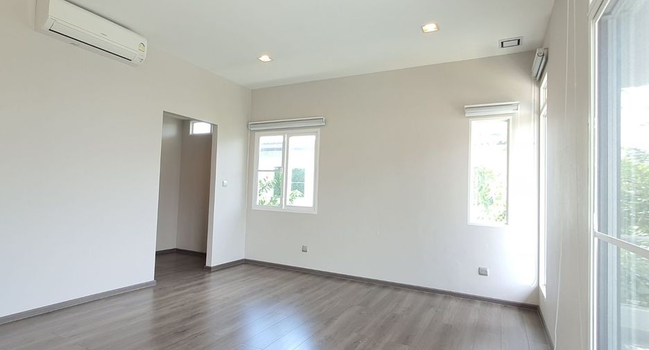Casa en venta de 4 habitaciones en Bang Bua Thong, Nonthaburi