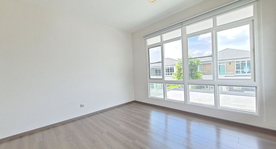 Casa en venta de 4 habitaciones en Bang Bua Thong, Nonthaburi