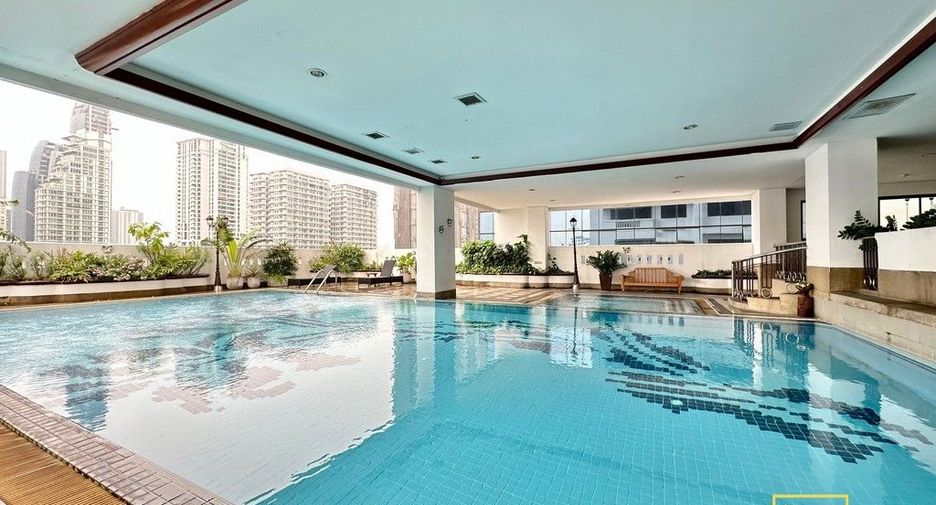 À louer 2 chambres condo à Watthana, Bangkok