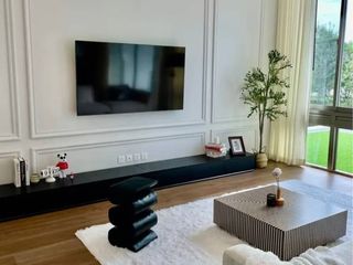 For rent and for sale 3 bedrooms house in Saphan Sung, Bangkok