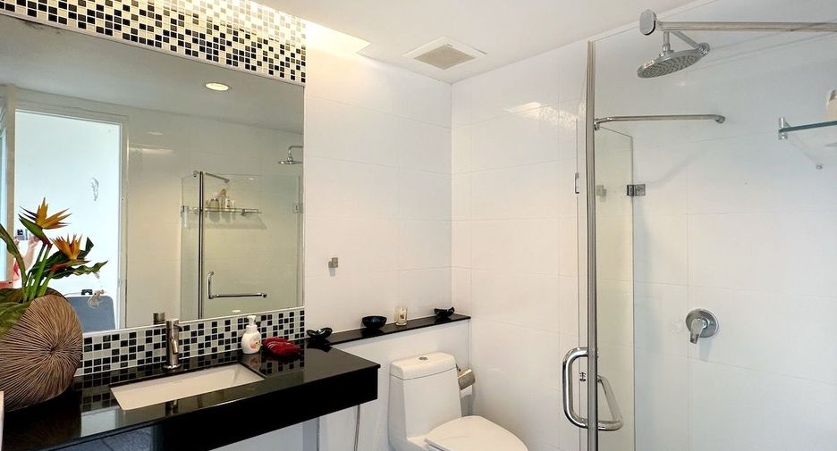 For sale 3 ベッドルーム apartment in Kathu, Phuket