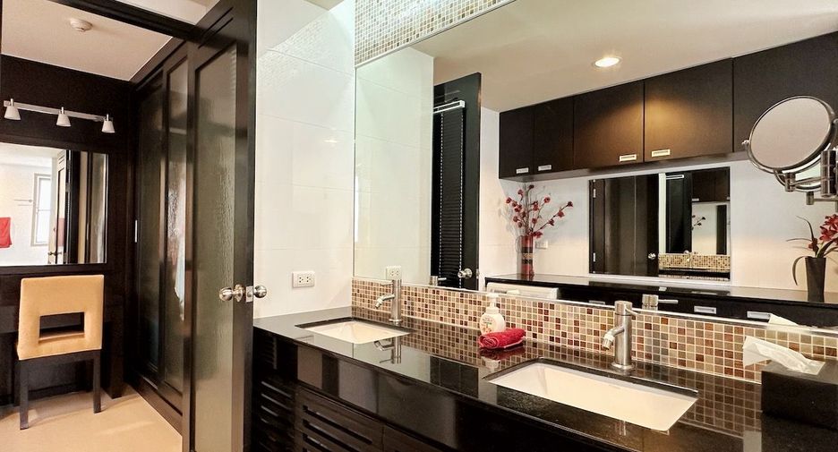 For sale 3 ベッドルーム apartment in Kathu, Phuket