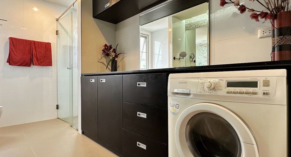For sale 3 ベッドルーム apartment in Kathu, Phuket