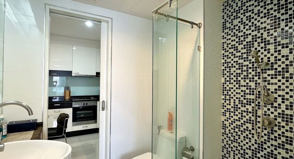 For sale 3 ベッドルーム apartment in Kathu, Phuket