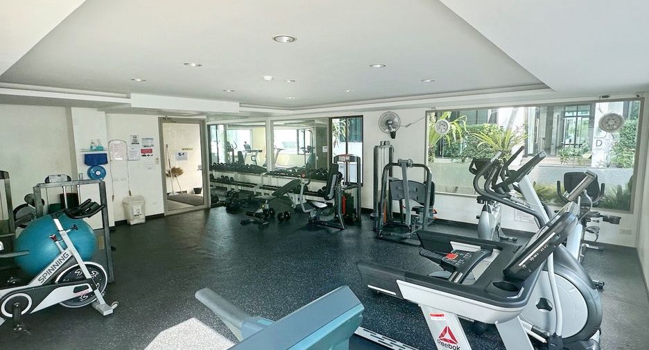 For sale 3 ベッドルーム apartment in Kathu, Phuket