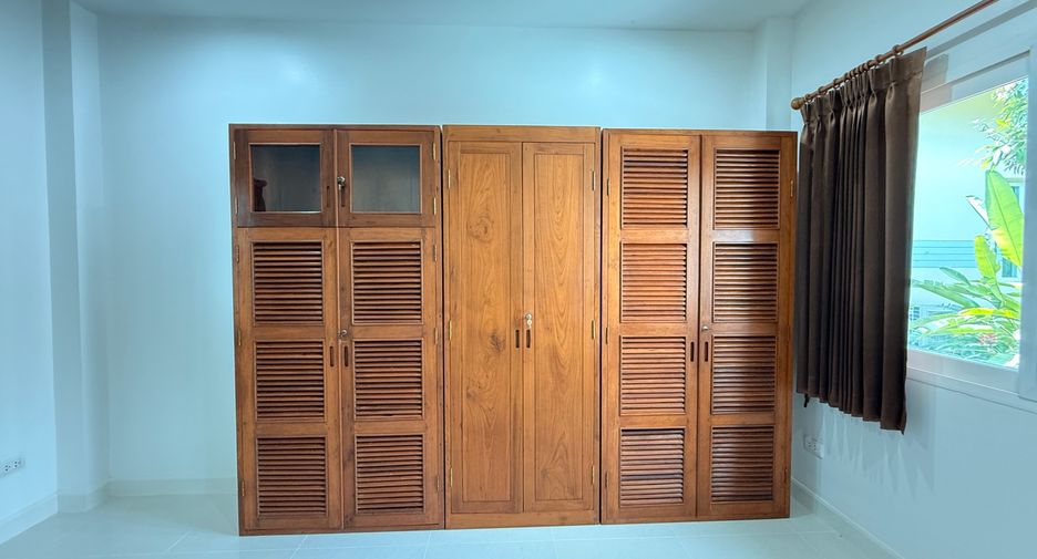 For rent 4 bedrooms house in Mae Rim, Chiang Mai