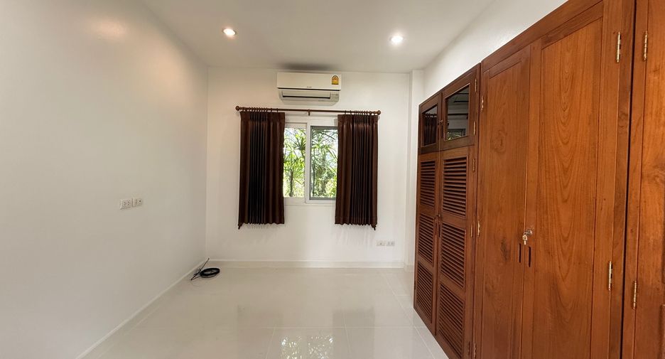 For rent 4 bedrooms house in Mae Rim, Chiang Mai