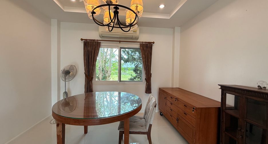 For rent 4 bedrooms house in Mae Rim, Chiang Mai