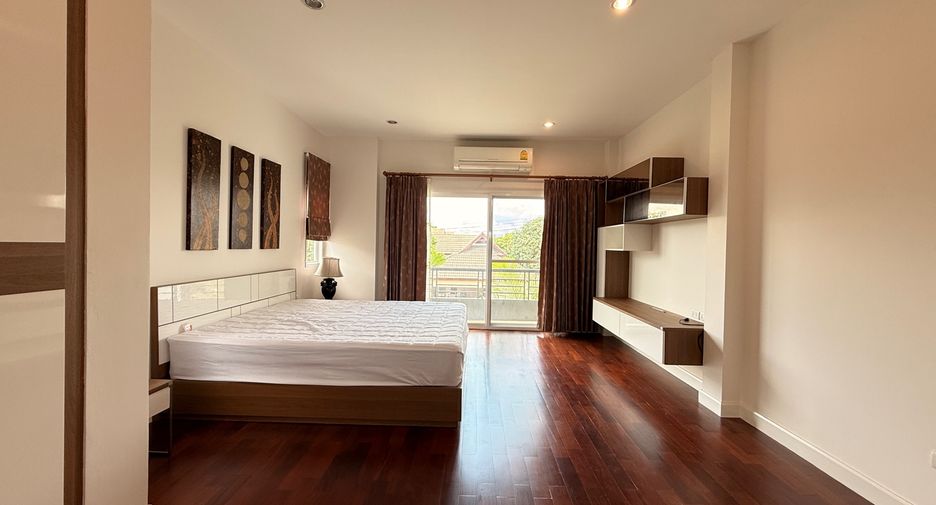 For rent 4 bedrooms house in Mae Rim, Chiang Mai