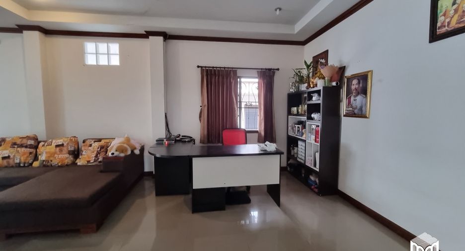 For sale 14 ベッドルーム retail Space in San Kamphaeng, Chiang Mai