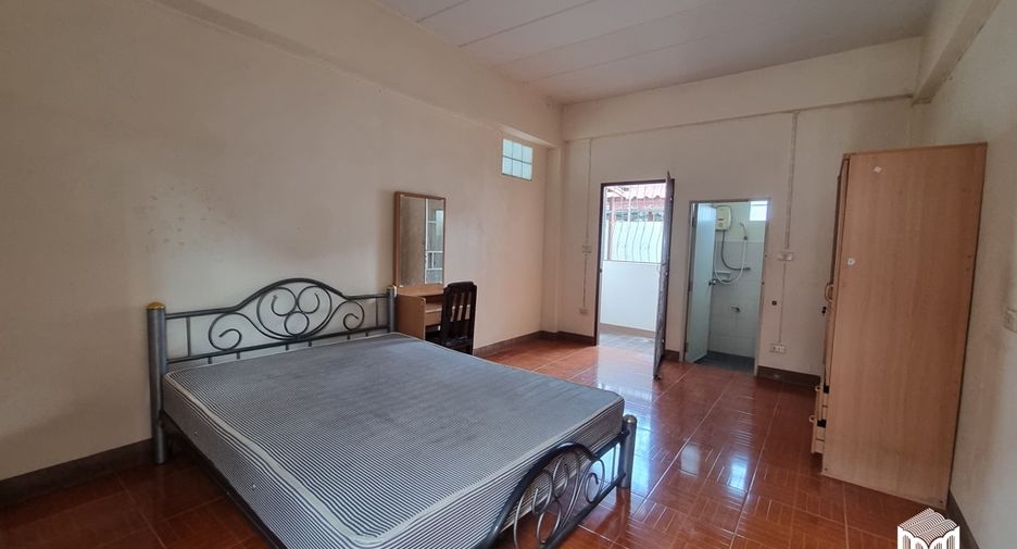 For sale 14 ベッドルーム retail Space in San Kamphaeng, Chiang Mai