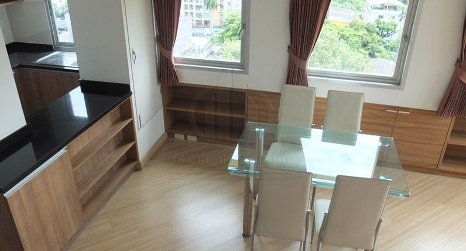 Condo en alquiler de 2 habitaciones en Khlong Toei, Bangkok