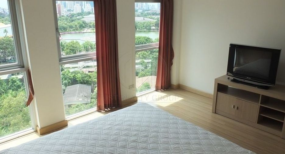 Condo en alquiler de 2 habitaciones en Khlong Toei, Bangkok