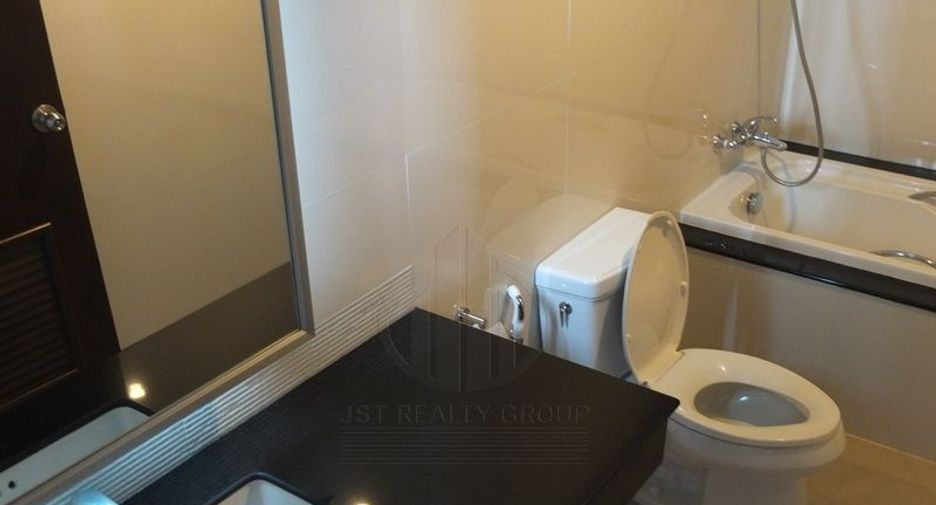 Condo en alquiler de 2 habitaciones en Khlong Toei, Bangkok