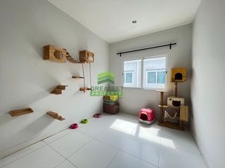 For sale 4 ベッドルーム townhouse in Bang Khae, Bangkok