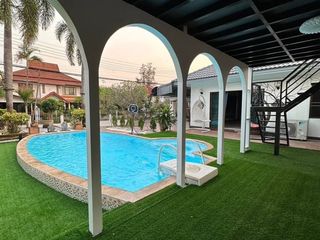 For rent 5 bedrooms house in San Sai, Chiang Mai